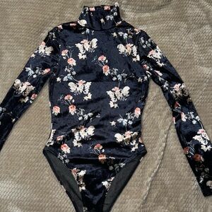 Cider Black Floral Velvet Top